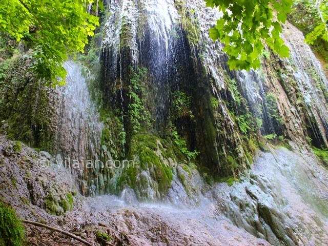 عکس اصلی شماره 2 - آبشار و چشمه پیرغار فارسیان