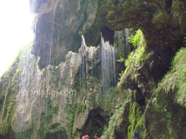 عکس اصلی شماره 1 - آبشار باران کوه