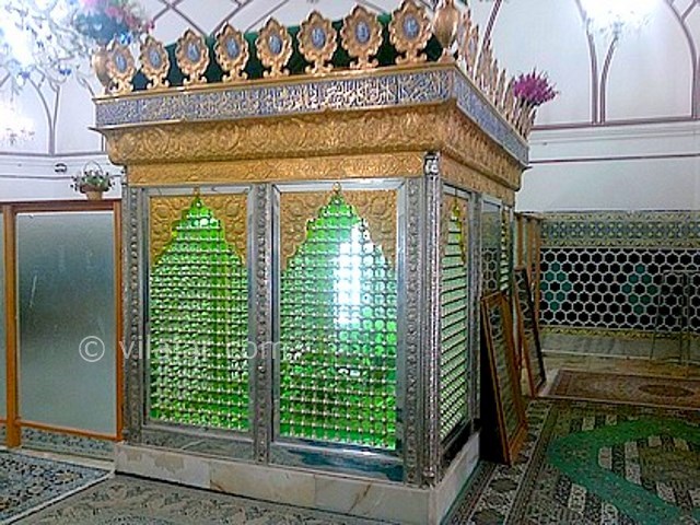 عکس شماره 4 - امامزاده هفده تن