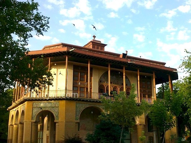 عکس شماره 3 - عمارت چهل ستون (کلاه فرنگی)