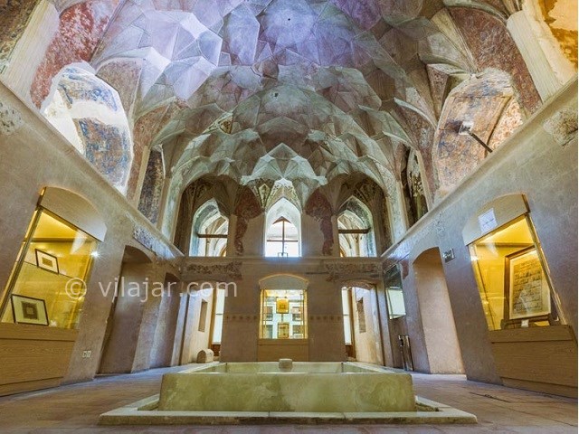 عکس شماره 8 - عمارت چهل ستون (کلاه فرنگی)