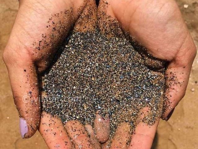 عکس شماره 13 - ساحل نقره فام جزیره هنگام