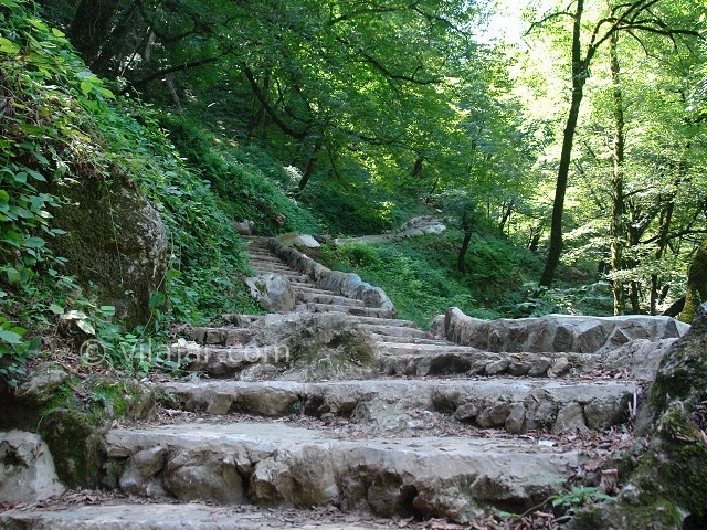 عکس شماره 6 - قلعه رودخان کجاست؟