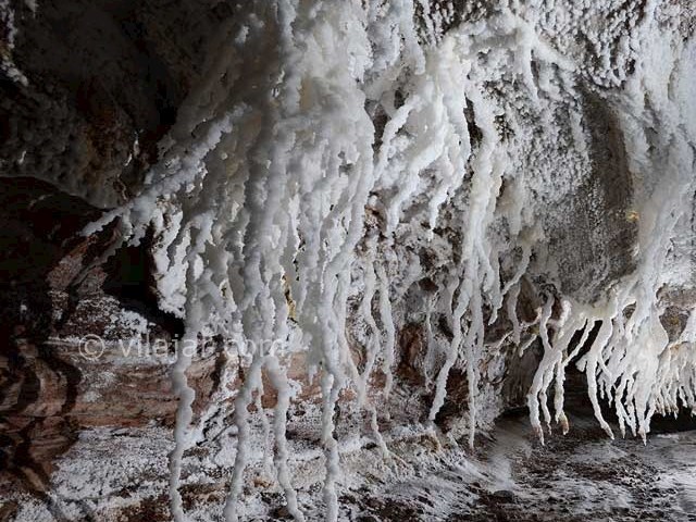 عکس اصلی شماره 17 - غار نمکدان جزیره قشم