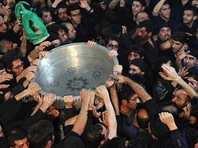 عکس شماره 5 - آیین سنتی طشت گذاری