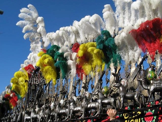 عکس شماره 6 - عَلَم کِشی یا عَلَم گردانی