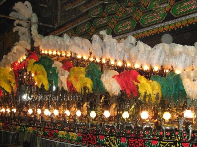 عکس شماره 8 - عَلَم کِشی یا عَلَم گردانی