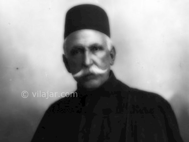 عکس شماره 7 - آرامگاه کمال الملک