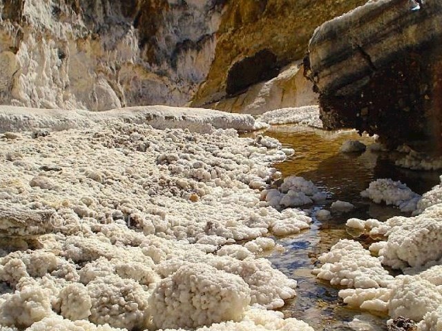 عکس شماره 9 - گنبد نمکی جاشک