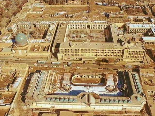 عکس شماره 21 - مدرسه چهار باغ اصفهان