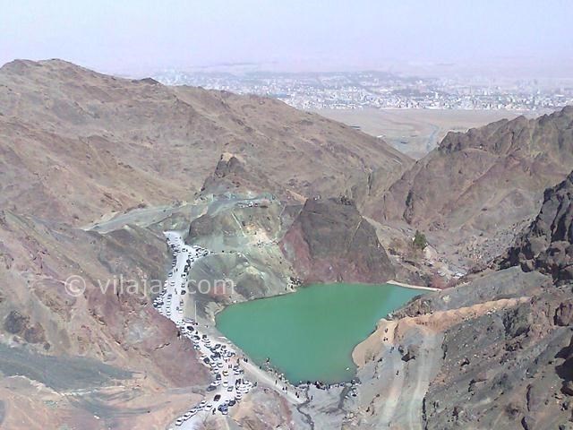 عکس شماره 3 - دریاچه و سد بند دره بیرجند