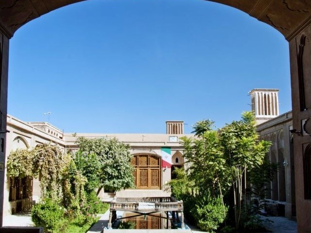 عکس شماره 7 - خانه لاری های یزد