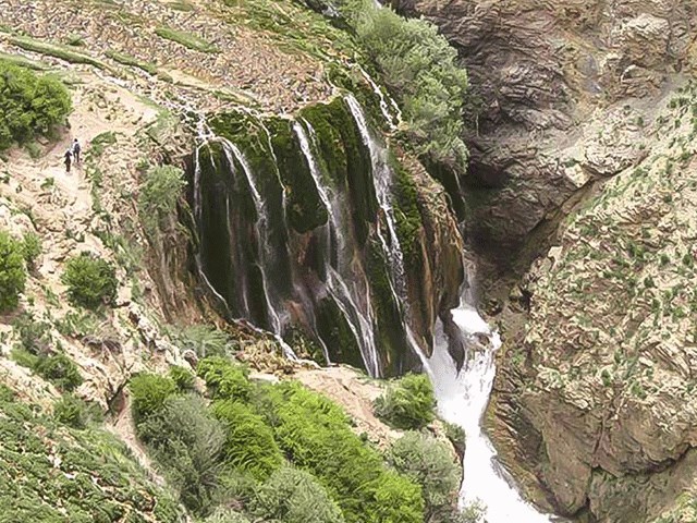 عکس شماره 4 - آبشار پونه زار فریدون شهر