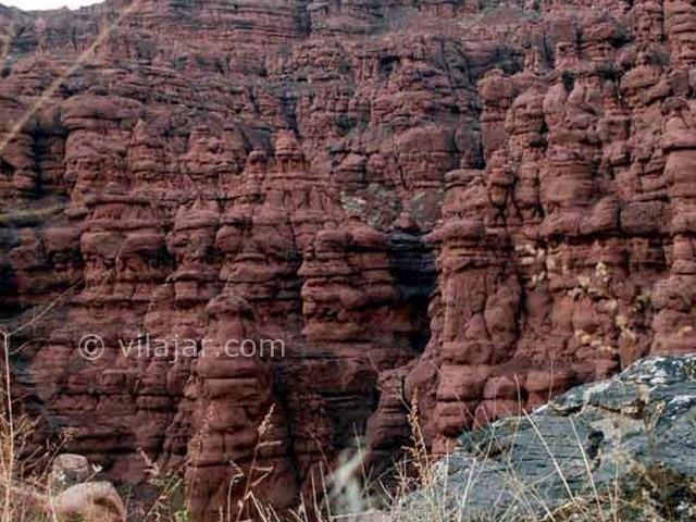 عکس شماره 4 - دره هفت غار نیشابور