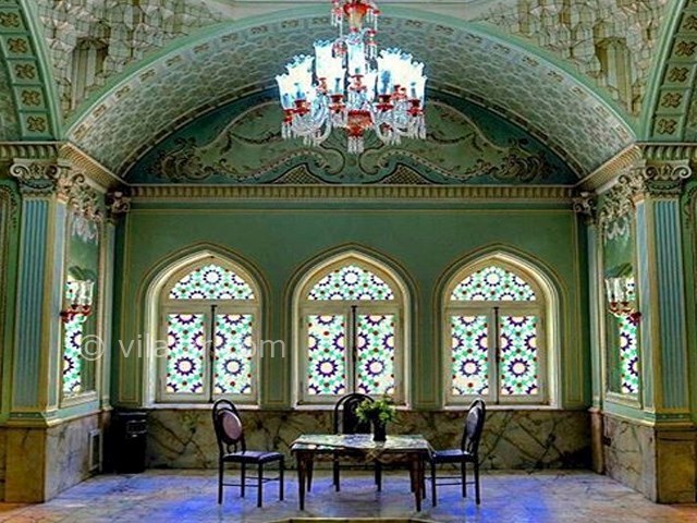 عکس اصلی شماره 1 - موزه قصر آینه در یزد