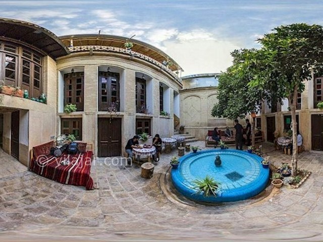 عکس اصلی شماره 1 - خانه سنتی پرهامی شیراز