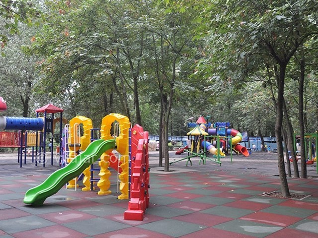 عکس شماره 5 - پارک ملت رشت