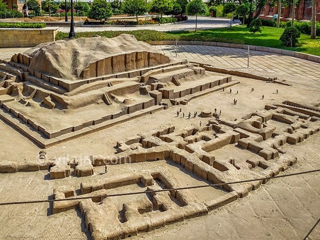 عکس شماره 7 - باغ موزه مینیاتور تهران