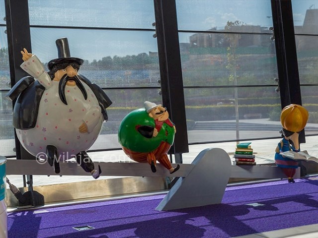 عکس شماره 8 - باغ کتاب تهران