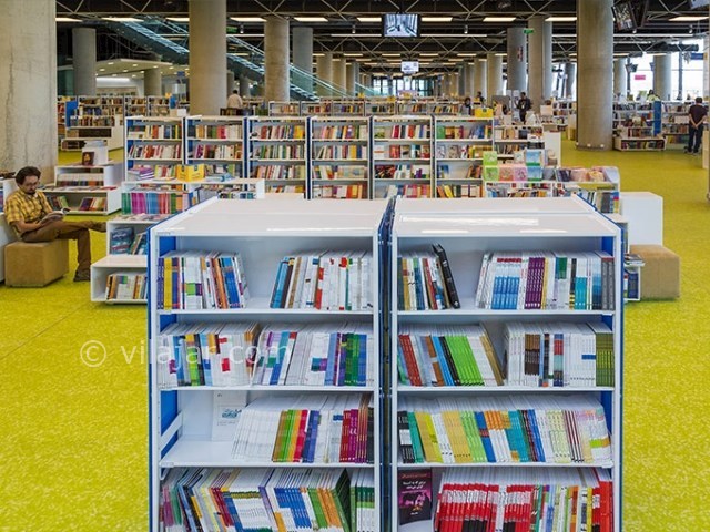 عکس شماره 18 - باغ کتاب تهران