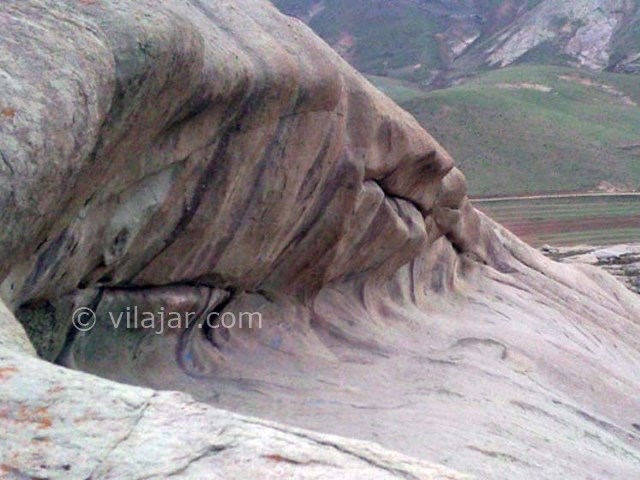 عکس شماره 3 - ایوان سنگی نیاق قزوین