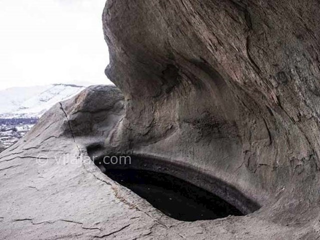 عکس شماره 7 - ایوان سنگی نیاق قزوین