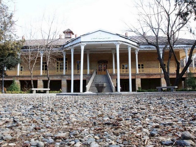 عکس شماره 6 - باغ عمارت نظری همدان