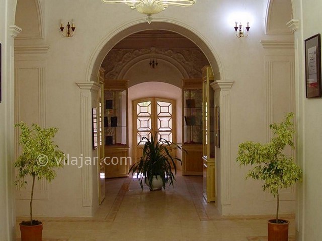 عکس شماره 8 - باغ عمارت نظری همدان