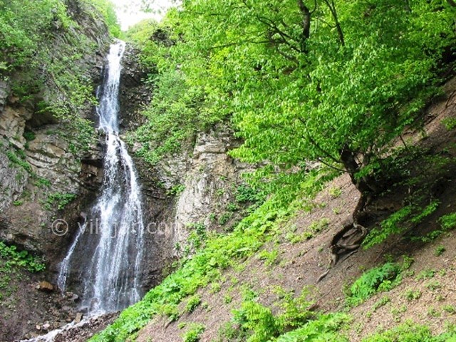 عکس اصلی شماره 1 - آبشار آلوچال شاهرود