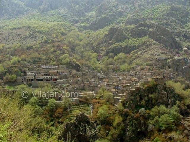 عکس شماره 3 - روستا و سد داریان