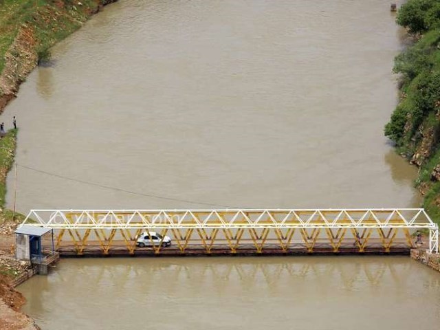 عکس شماره 10 - روستا و سد داریان