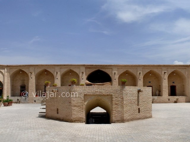 عکس شماره 6 - کارونسرای شاه عباسی میبد