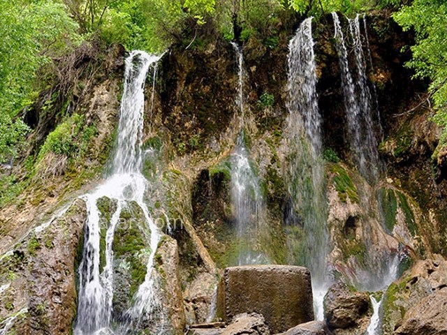 عکس اصلی شماره 2 - روستا و آبشار اخلمد