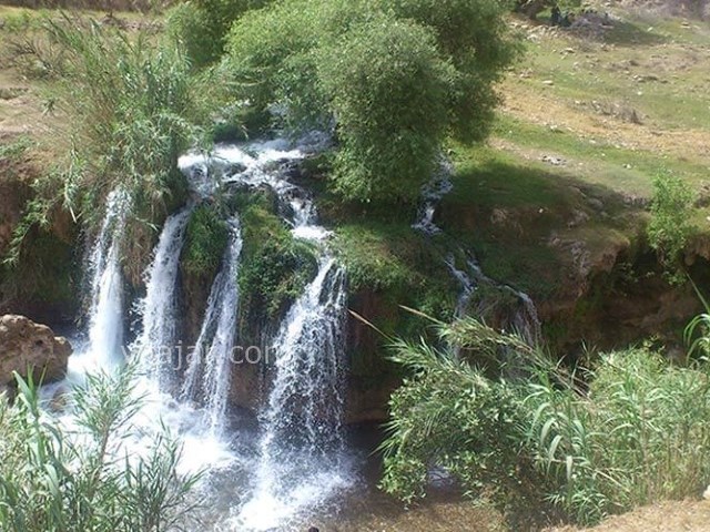 عکس شماره 8 - روستا و آبشار اخلمد