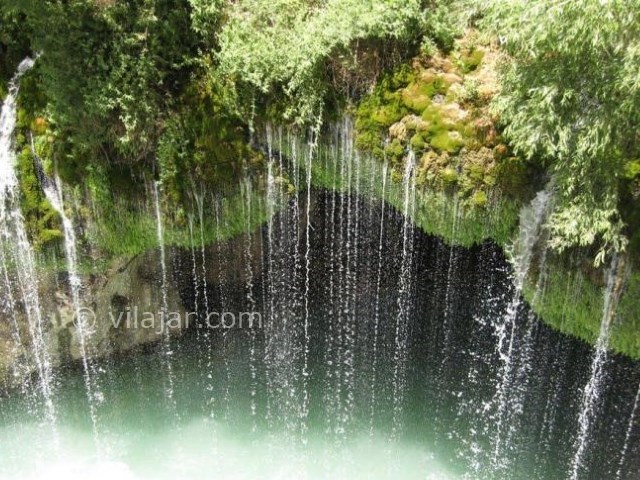 عکس اصلی شماره 1 - آبشار آب ملخ سمیرم