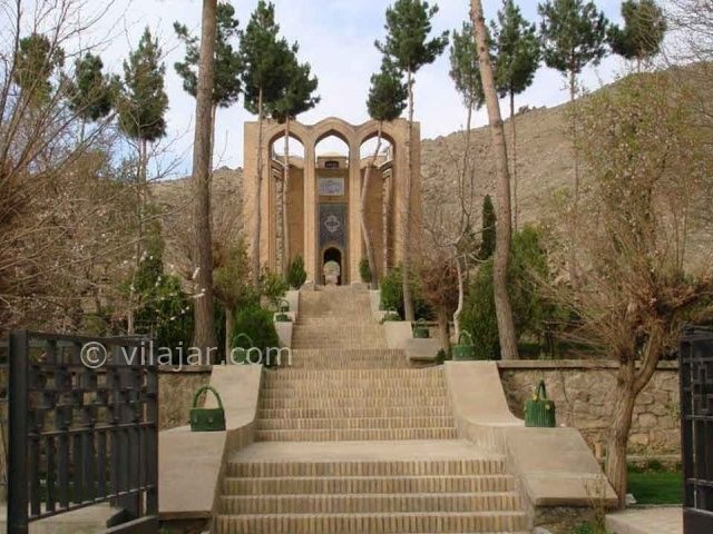 عکس شماره 4 - آرامگاه میررضی الدین