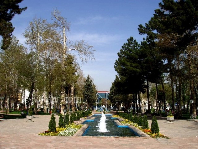 عکس اصلی شماره 1 - باغ ملی مشهد