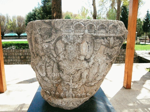 عکس شماره 5 - موزه سنگ طاق بستان کرمانشاه