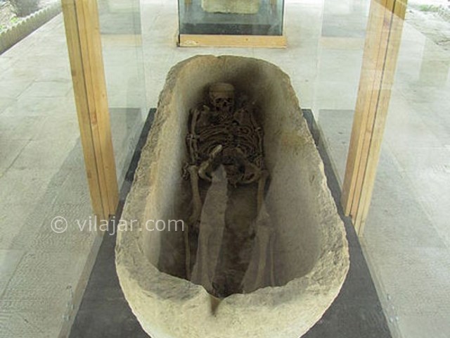 عکس شماره 6 - موزه سنگ طاق بستان کرمانشاه