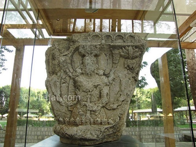 عکس اصلی شماره 11 - موزه سنگ طاق بستان کرمانشاه