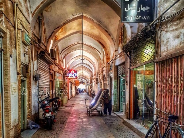 عکس شماره 3 - بازار خان در یزد