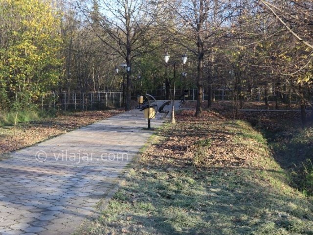 عکس شماره 6 - بوستان مفاخر رشت گیلان