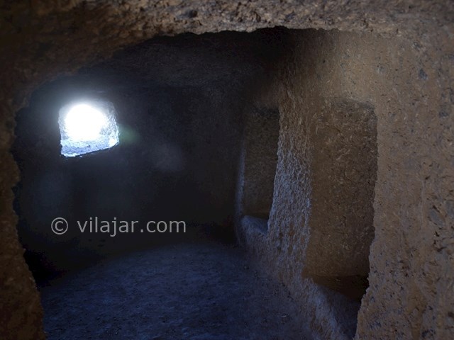 عکس شماره 8 - غار سنگی حسین کوهکن