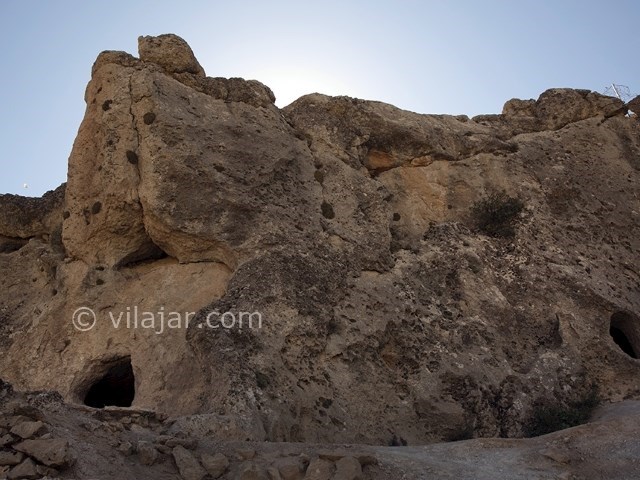 عکس اصلی شماره 10 - غار سنگی حسین کوهکن