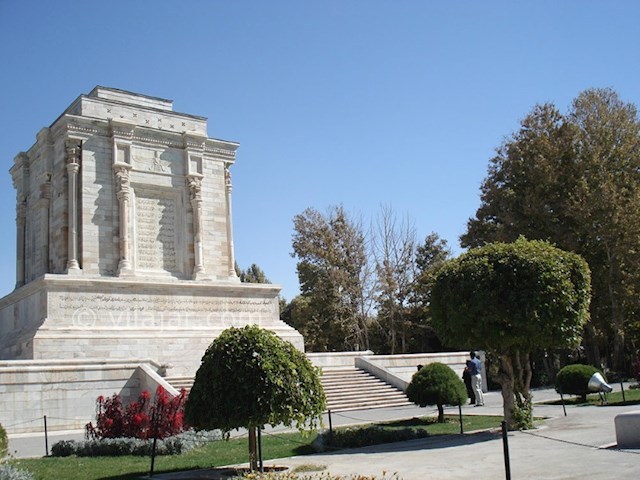 عکس شماره 14 - آرامگاه ابوالقاسم فردوسی