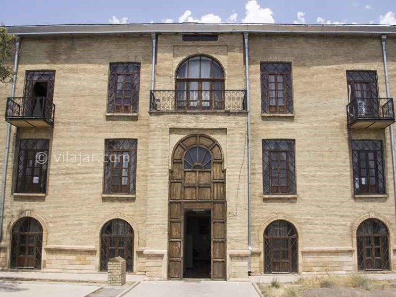 عکس اصلی شماره 2 - عمارت دارایی زنجان