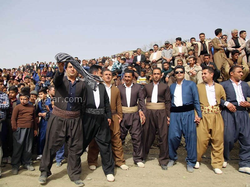 عکس شماره 10 - لباس محلی کردستان