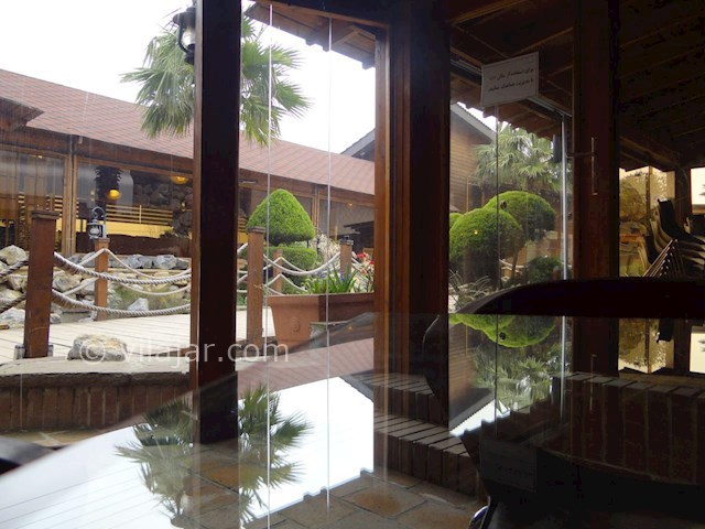 عکس شماره 4 - رستوران راه چوبی محمود آباد 