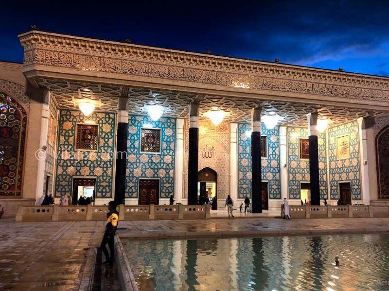 عکس شماره 5 - آرامگاه شاهچراغ شیراز