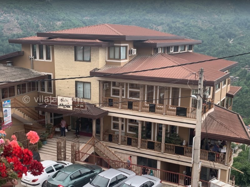 عکس شماره 23 - رستوران خاور خانم سرولات